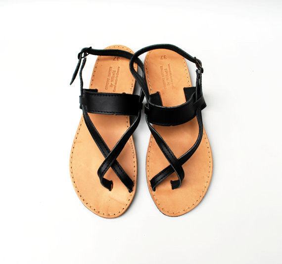 Black toe wrapper sandals