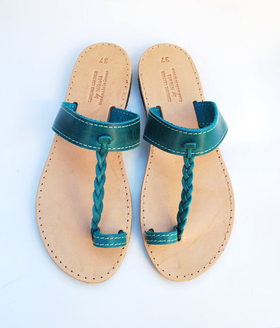 Braided toe ring leather sandals in turquise
