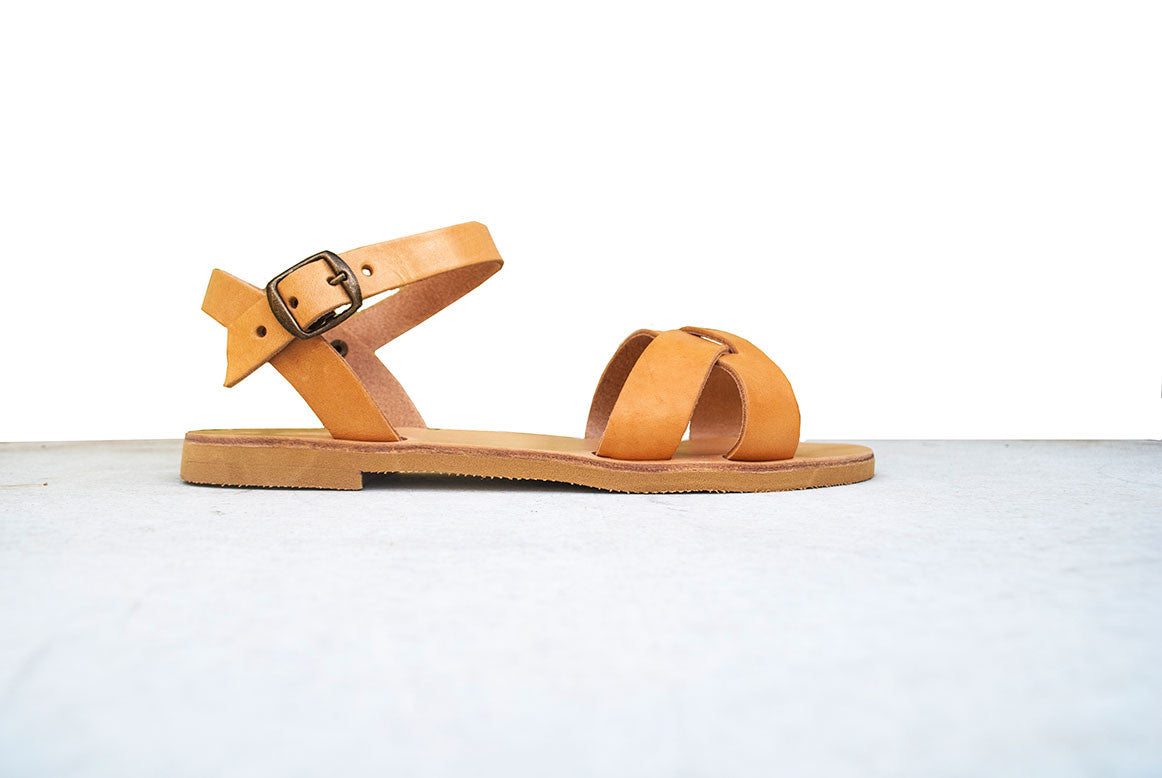 Side view erato leather sandals 