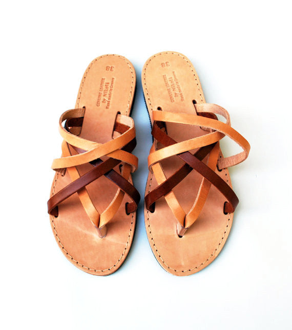 Two color "Hera" women slides sky view