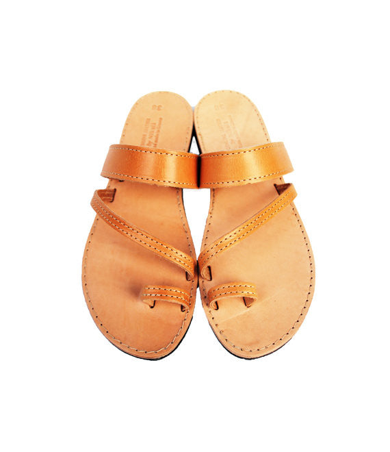 Toe ring "Eleni" sandals in natural brown