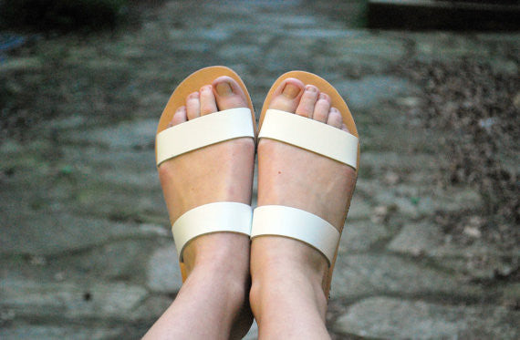 White Clio slides